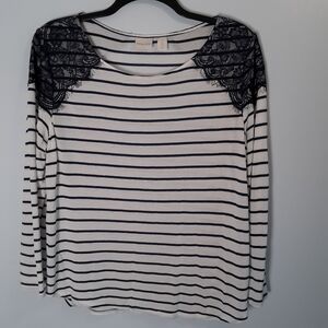 Chico's navy/white striped long sleeve top, lace shoulder detail, women's 3 (XL)